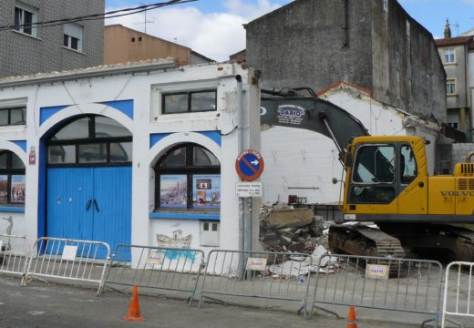 O Concello de Noia inicia a demolición do antigo inmoble do Museo do Mar